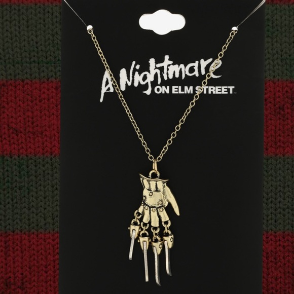 A NIGHTMARE ON ELM STREET FREDDY GLOVE NECKLACE - Picture 2 of 4